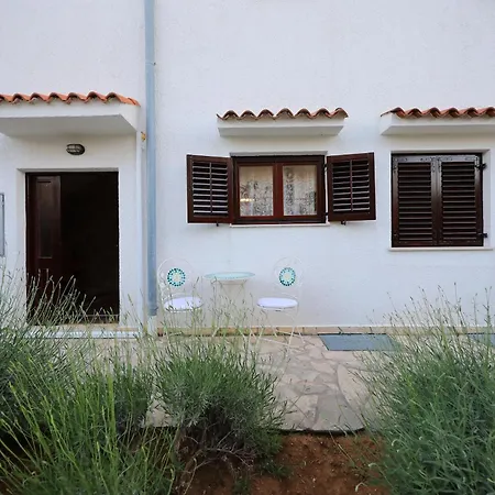 게스트하우스 And A Ina