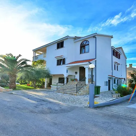 Apartments And A Room Ina Gasthof