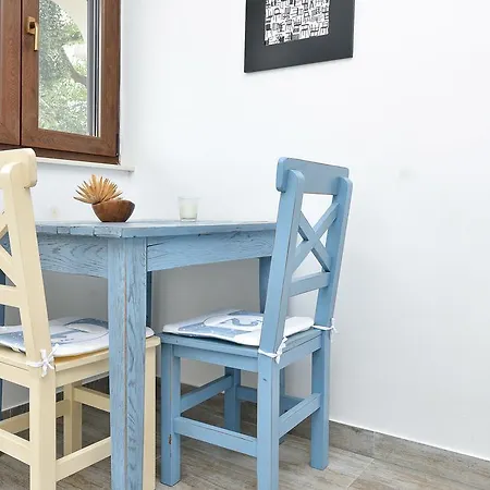 Guest house Apartments And A Room Ina Zadar