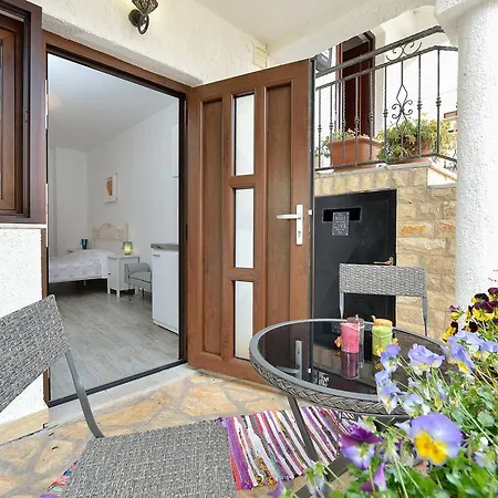 Gasthof Apartments And A Room Ina 3*