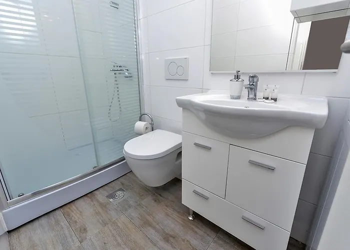 Guest house Apartments And A Room Ina